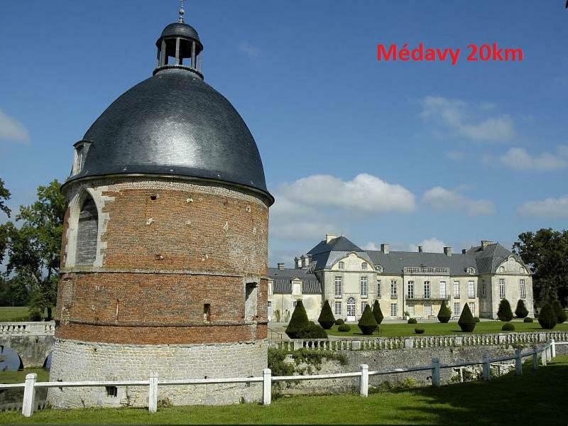 Haras De La Croix D'Argent Bed & Breakfast Saint-Sauveur-de-Carrouges Eksteriør bilde